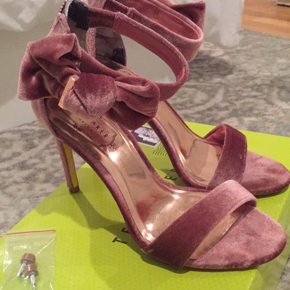 Ted Baker Torabel Pink Velvet Bow Heels 